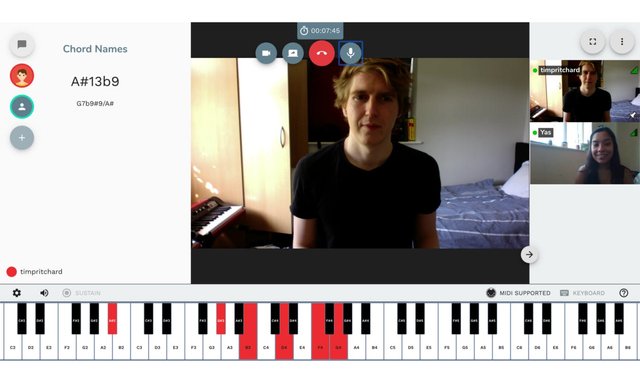 Piano.jpg