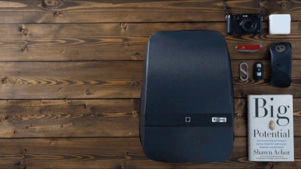 Smart_Bag_Missing_Item_Reminder.mp4