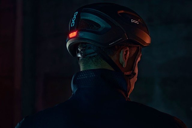 POC-Omne-Eternal-Helmet-Cool-gadgets-0e87338.jpg