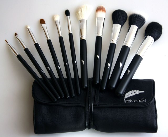 makeup-brushes-369776_1920.jpg