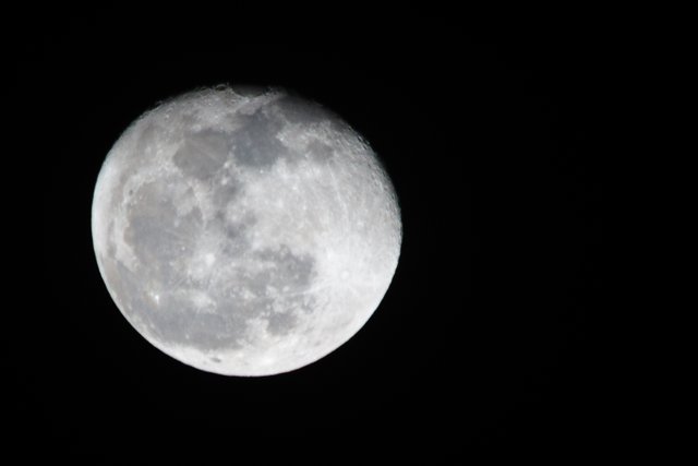 Balibo full moon.jpg