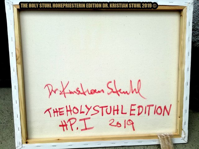 Hoheprieserin-1-The-Holy-Stuhl-Edition-2.jpg