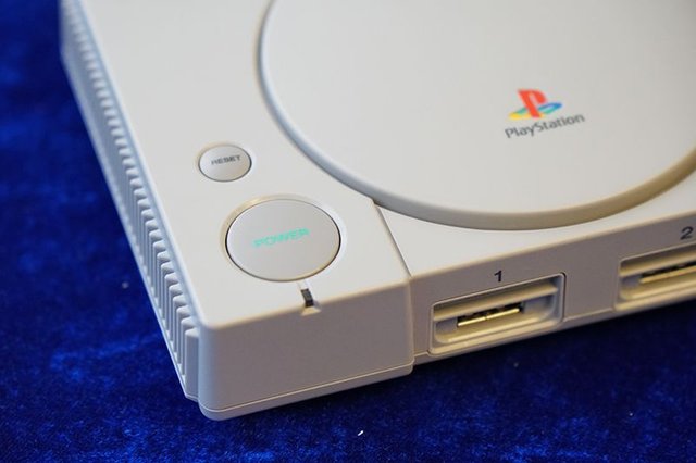 unboxing-the-playstation-classic-power-button.jpg