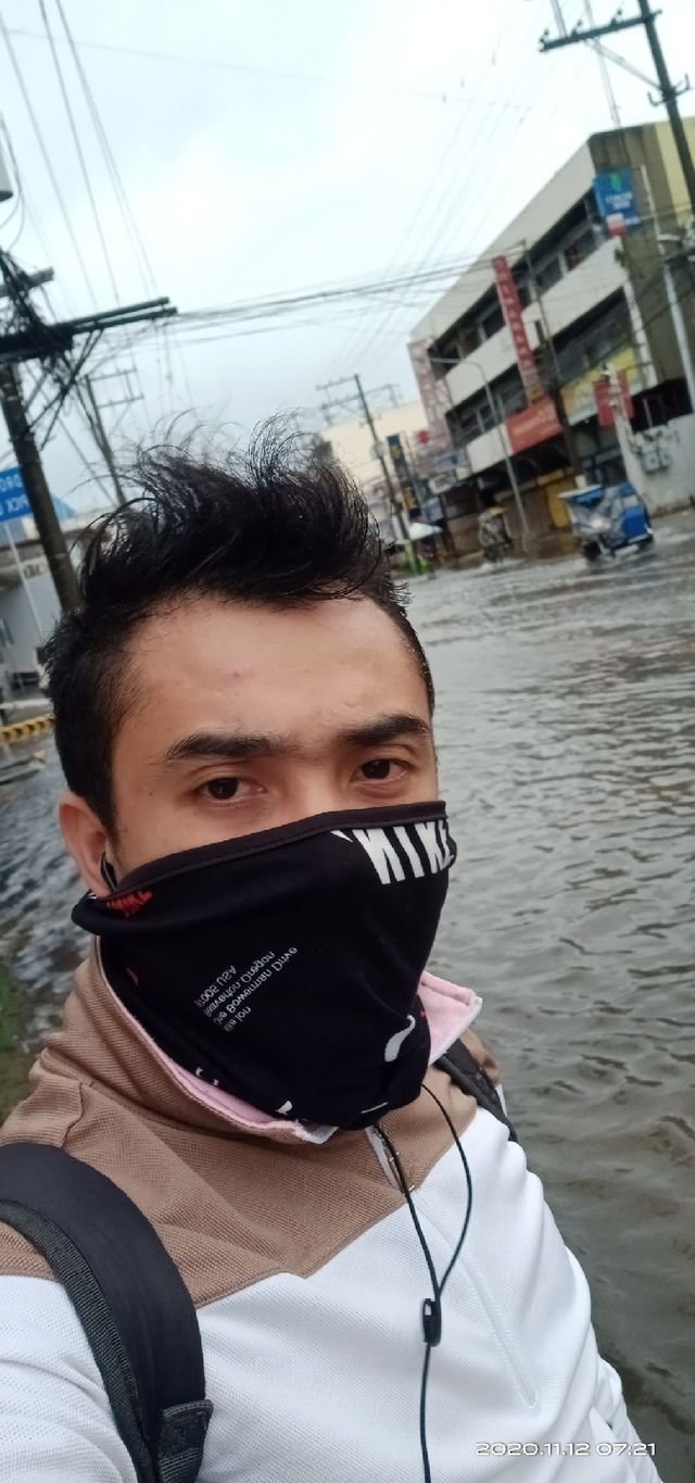 57ae0b78b07fd21ee27f72feb729d985