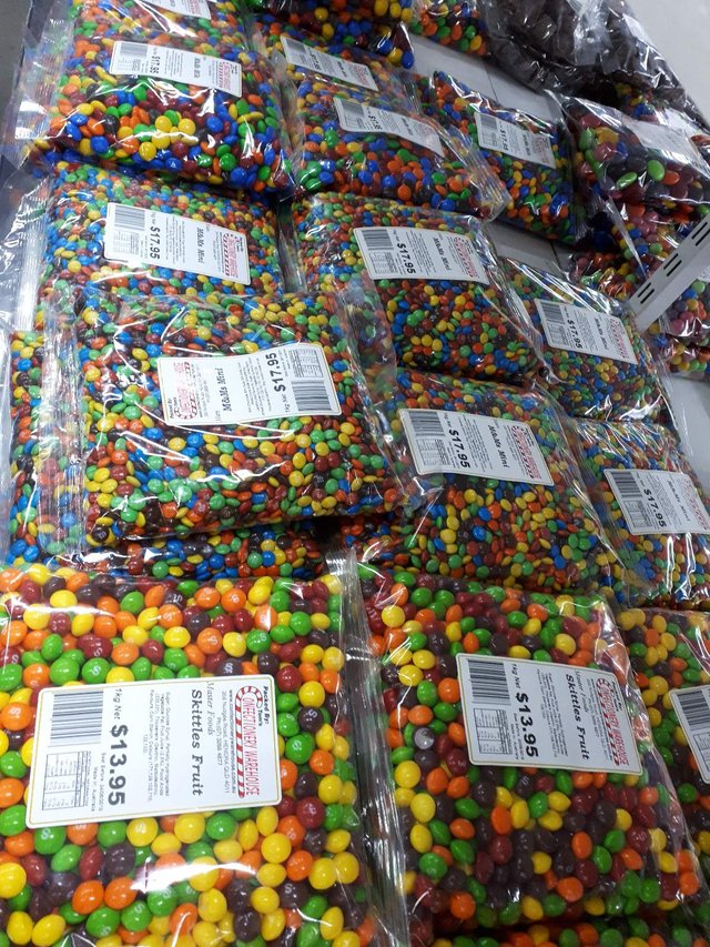 beviser liberal hellig Tom's Confectionery Warehouse — Steemit