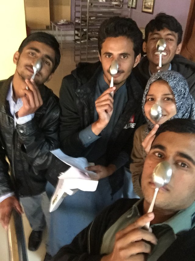 https://s3.us-east-2.amazonaws.com/partiko.io/img/arslan786-taking-spoon--on-nose-challenge-q0ywktus-1545134135400.png