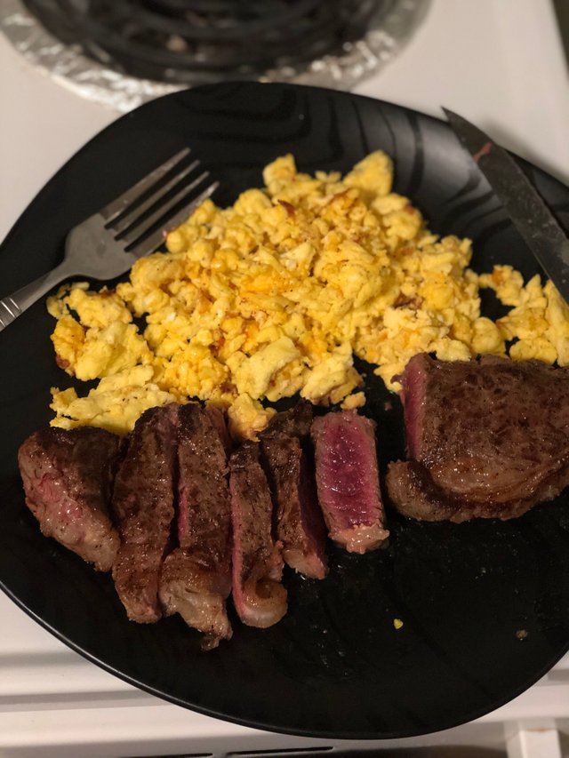 https://s3.us-east-2.amazonaws.com/partiko.io/img/batman0916-blue-steaks-and-eggs-yzf5iypn-1536210559355.png