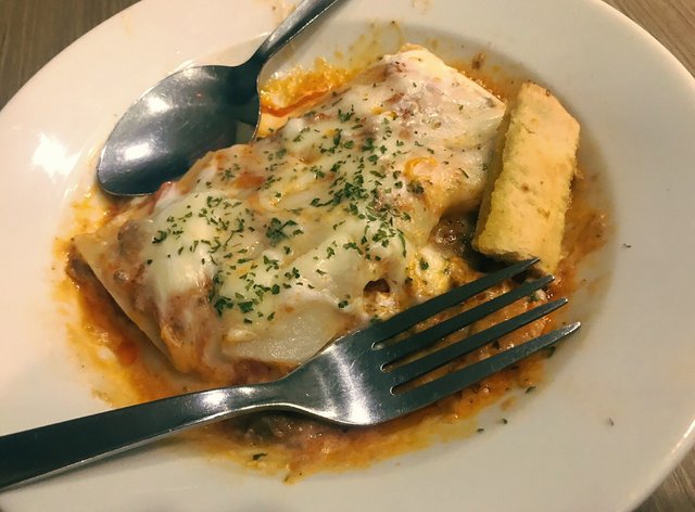 https://s3.us-east-2.amazonaws.com/partiko.io/img/danixmarie-my-version-of-lasagna-zdxnqrm7-1539944973155.png