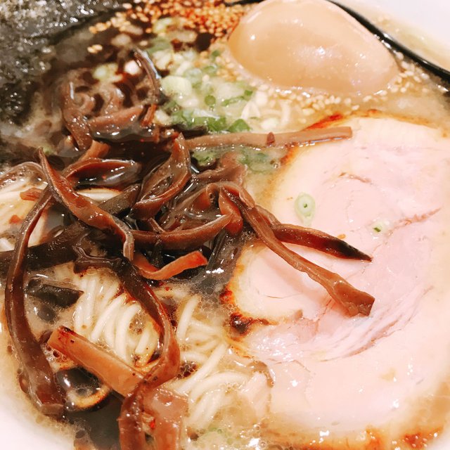 https://s3.us-east-2.amazonaws.com/partiko.io/img/harukasan-hakata-ramen1vtnqklz-1535275311820.png