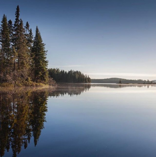 https://s3.us-east-2.amazonaws.com/partiko.io/img/offgridlife-canoe-lake-algonquin-park-canada-57etsvku-1536369678534.png