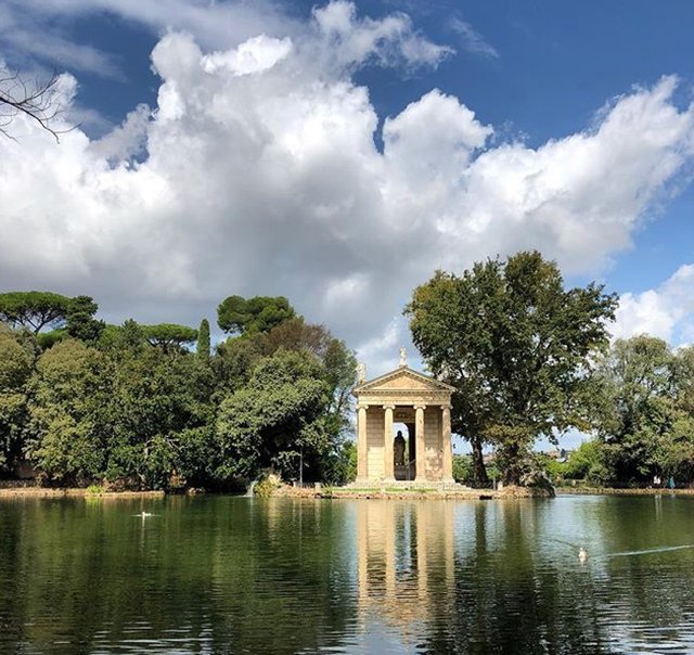 https://s3.us-east-2.amazonaws.com/partiko.io/img/offgridlife-photography--borghese-gardens-in-rome-wjewvrnr-1536428607024.png