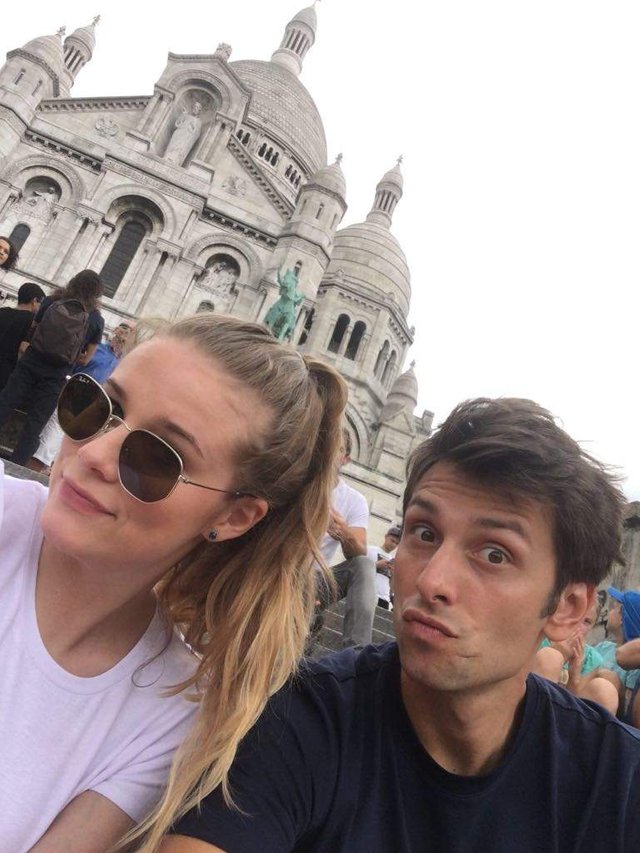 https://s3.us-east-2.amazonaws.com/partiko.io/img/orl4ndo-chilling-in-front-of-the-sacre-coeur--chillen-vor-dem-sacre-coeur-eouesbix-1536339867253.png