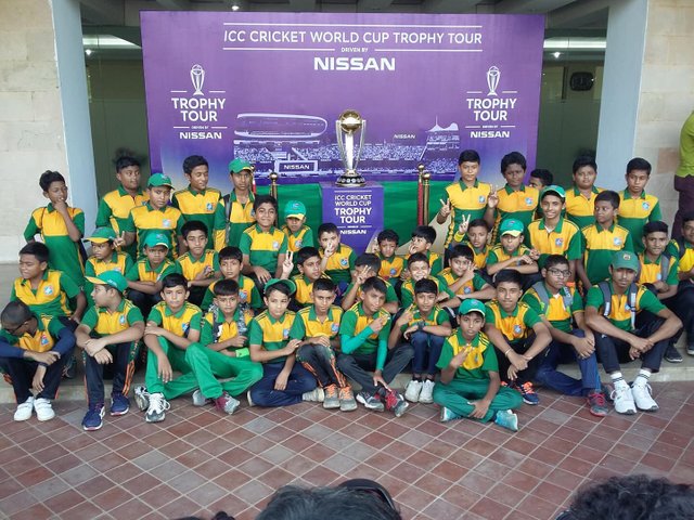 https://s3.us-east-2.amazonaws.com/partiko.io/img/safiuddin.zami-picture-6ehgg1pf-1540160422645.png
