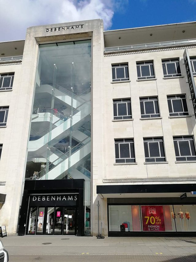 https://s3.us-east-2.amazonaws.com/partiko.io/img/sharpshot-debenhams-building-in-bristol-1533116513523.png