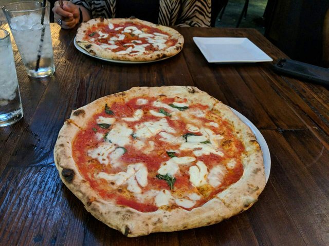 https://s3.us-east-2.amazonaws.com/partiko.io/img/steepphotos-dinner-with-pizza-1531868060735.png