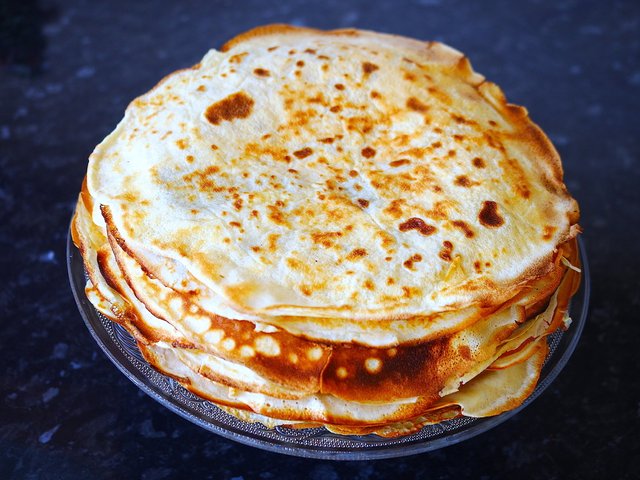 Easy Blini (Russian Pancake) Recipe