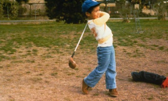 Young Tiger Woods Swinging DriverRZ.jpg