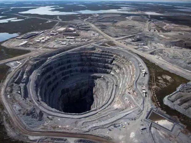 Mega Mine Hole