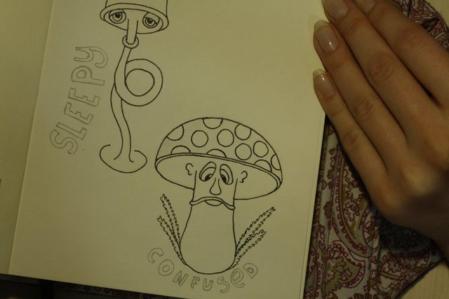 Sketching mushrooms - preparing the new series of drawings:) (All