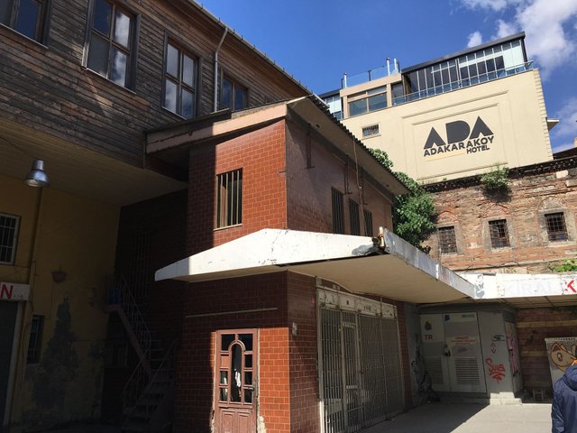 Istanbul S Historic Wall Street Or The Magnificent Galata Neighborhood Steemit