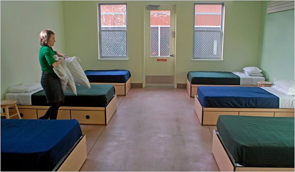 A homeless shelter common bedroom