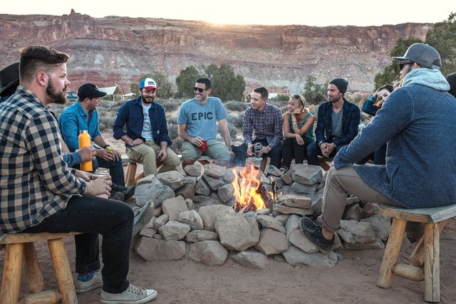 Chatting around the Steemit campfire...