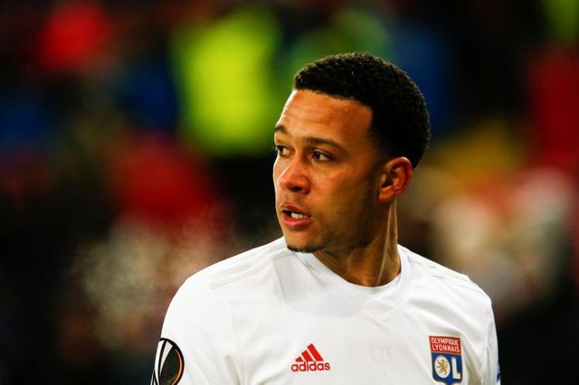 1530783360_Memphis_Depay.jpg