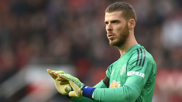 1554378595_david-de-gea-manchester-united-2018-19_vcgmwxrlh2lo1e0kzlcxaqag1.jpg