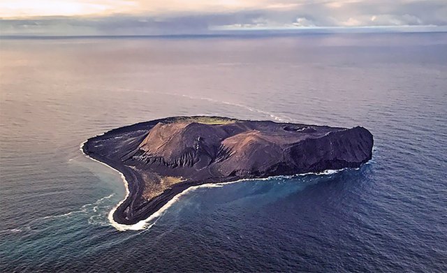 forbidden-places-on-earth-surtsey-island-iceland-18