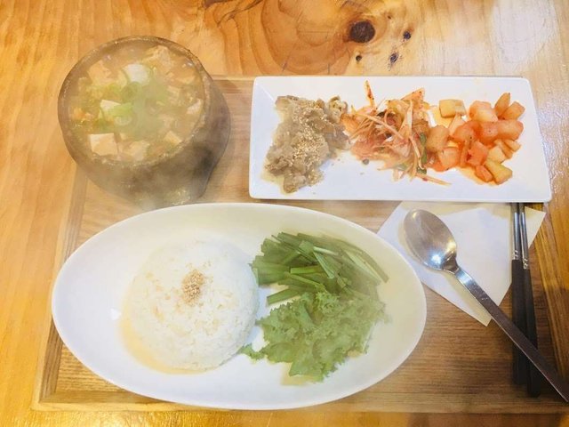 양지 부추 된장비빔밥.JPG