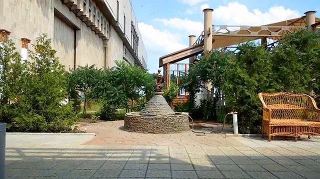 fountain.jpg
