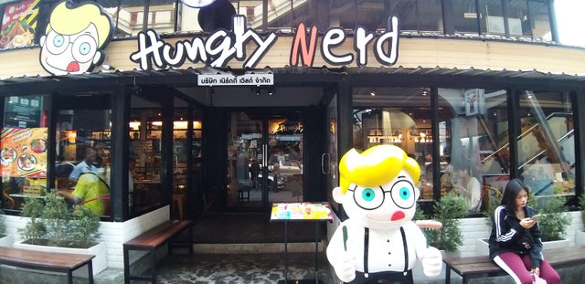 Christmas in Central World - Hunry Nerd - Oct 2019 Samsung A9 476.jpg