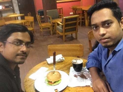 Gloria Jeans Coffee Shop, Dhanmondi.jpg