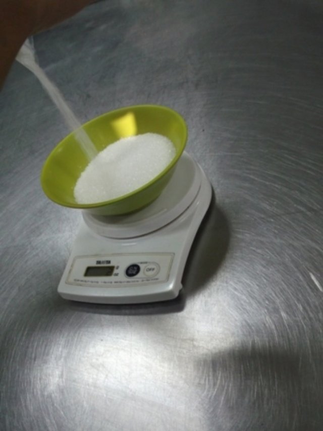 penimbangan-bahan.jpg