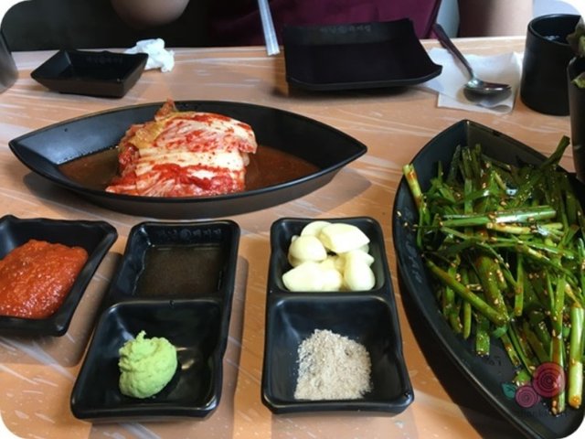 기본반찬.JPG