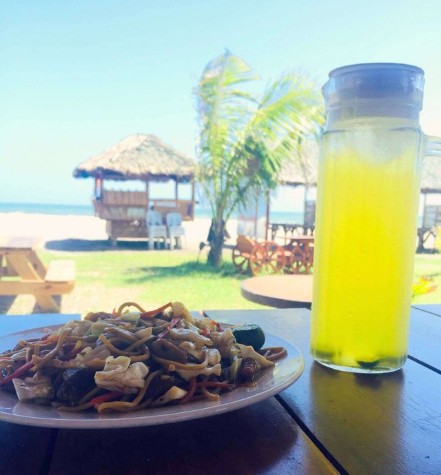 pancit1.jpg