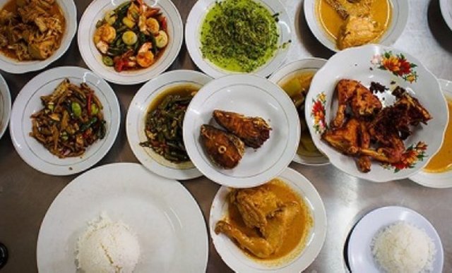 tempat-buka-puasa-di-medan-630x380.jpg