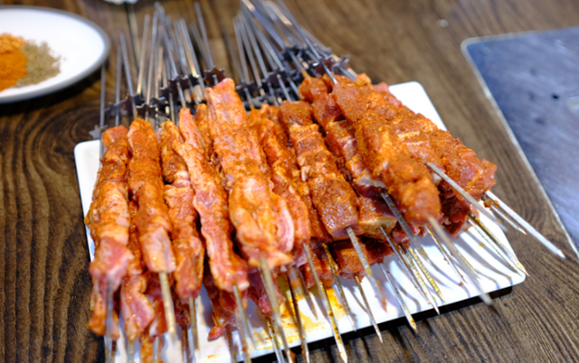 양갈비꼬치 일반꼬치.PNG