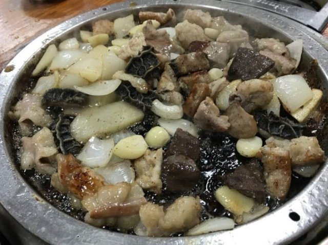 곱창막창벌집영통양파버섯마늘.JPG