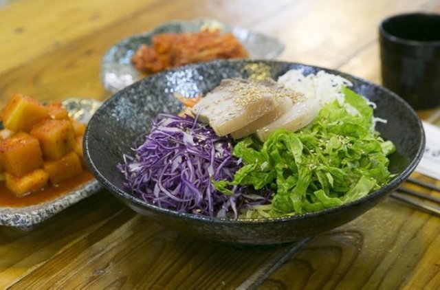 먹.jpg