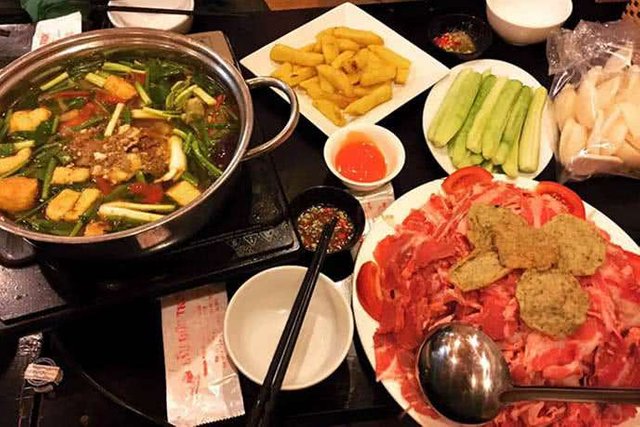 top-10-quan-lau-ga-ngon-re-dong-khach-nhat-o-ha-noi-anh-8.jpg