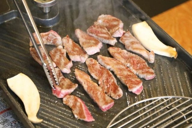 홍대삼겹살3.JPG
