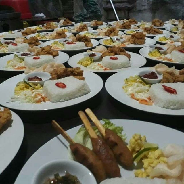 Cafe _ Resto on Instagram_ _Jika Anda Belum mempun(JPG).jpg