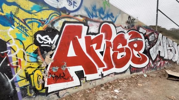 Alt text