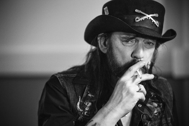 lemmy-motorhead-in-memoriam-21-640x427.jpg