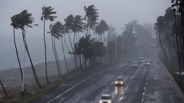 Malecon-rain.jpg