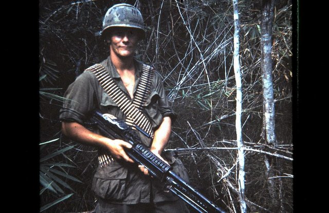 Mick with M60 Vietnam.jpg