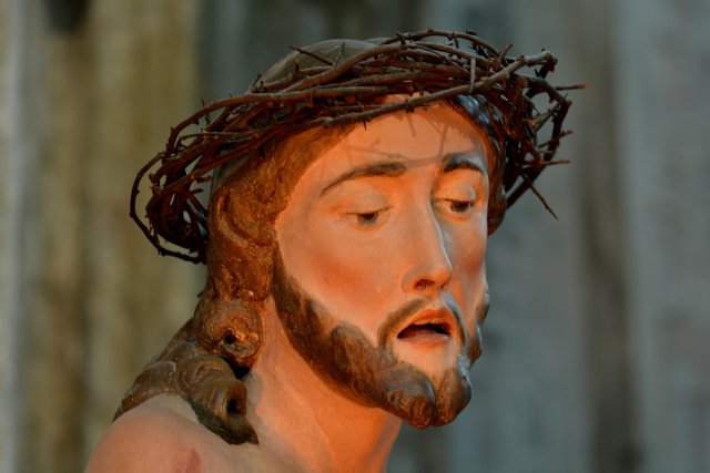 jesus-558428_1920.jpg