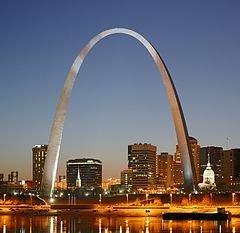 240px-St_Louis_night_expblend_cropped.jpg