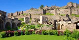 Golconda Fort.jpg